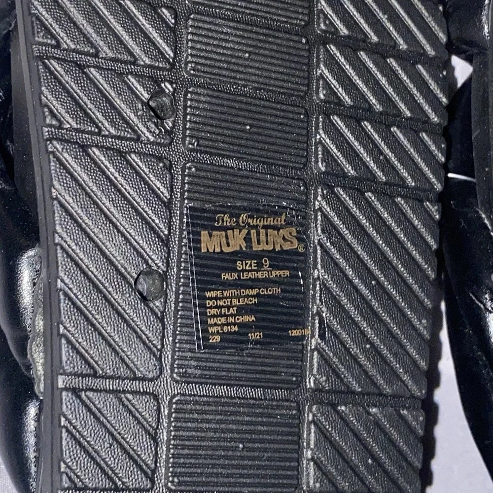 NEW MUK LUKS Puffy Strap Slide Sandals Tidal Wave Black,9 With Tags